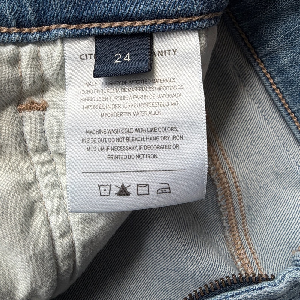 Citizens of Humanity Isola Crop Straight Leg Jeans Raw Hem - 24 - Picture 7 of 13